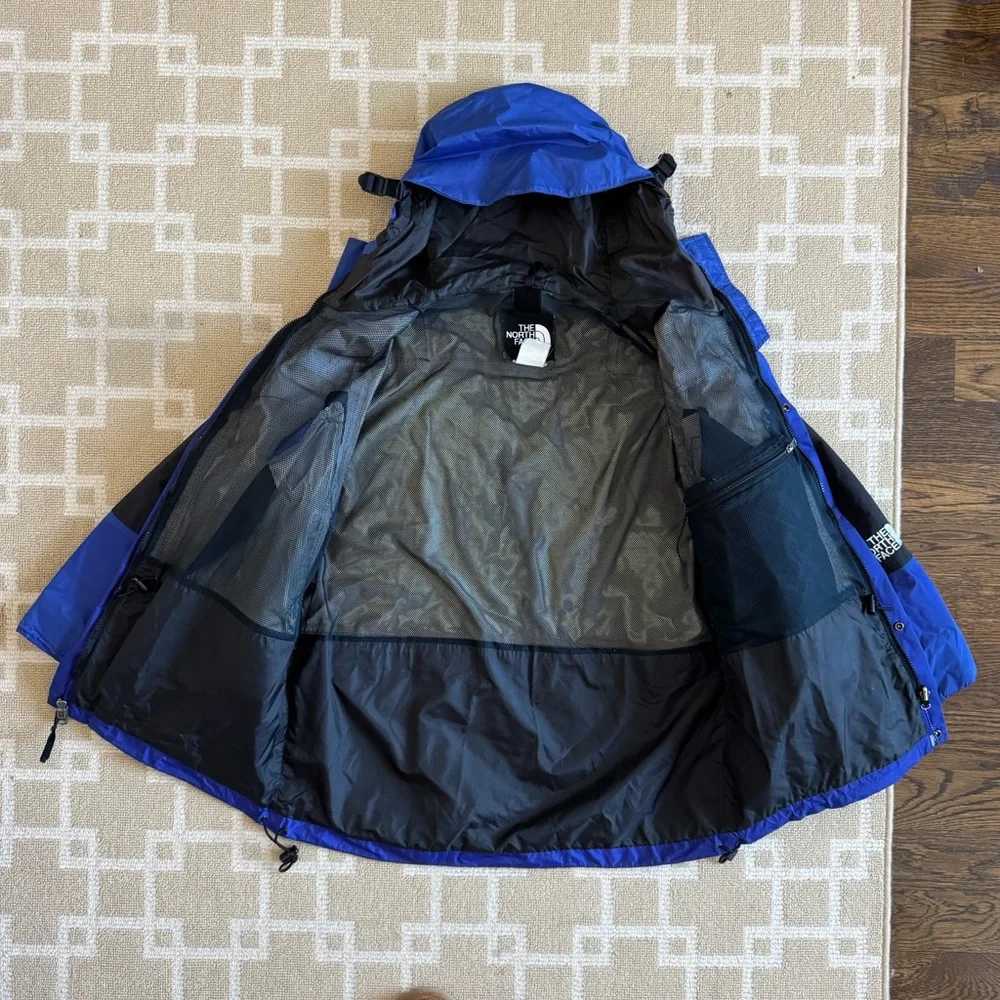 The North Face Vintage ‘90s GoreTex Ski Shell Jacket Outdoor Y2K Blue Black L